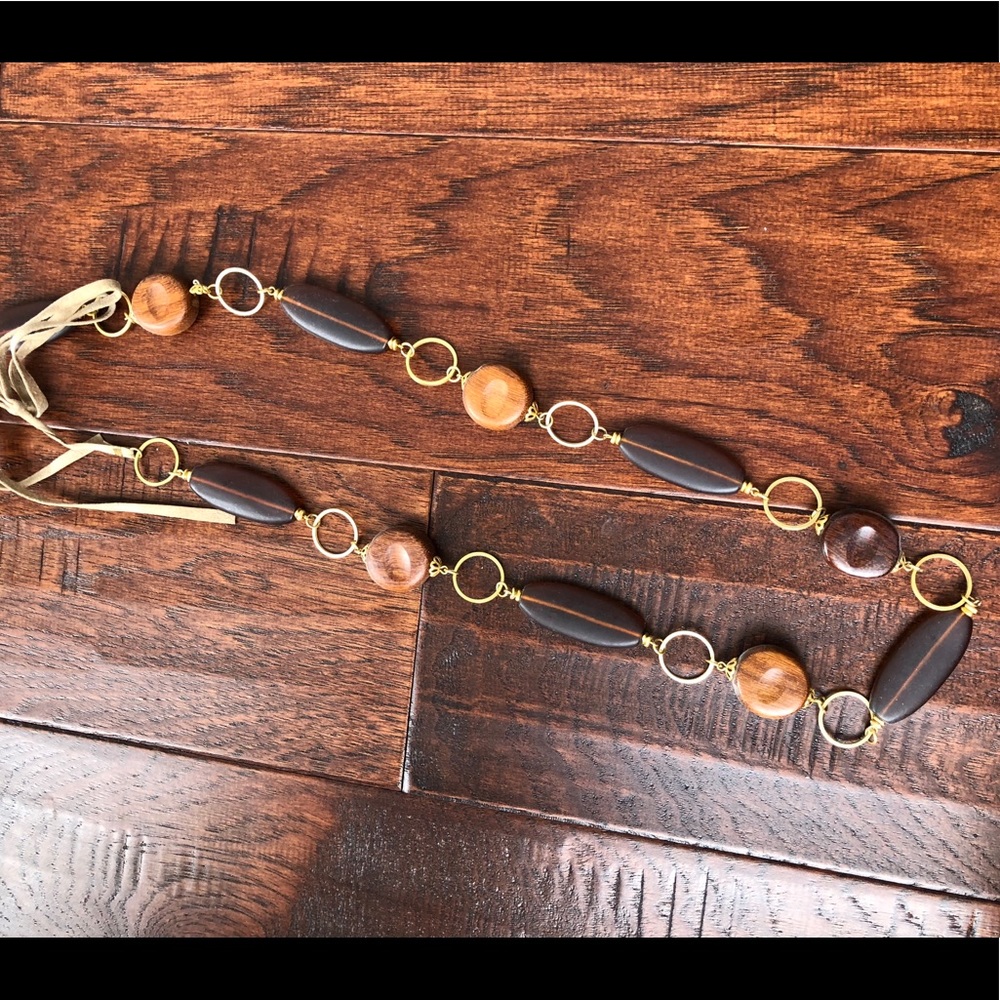 Wood and beaded necklace